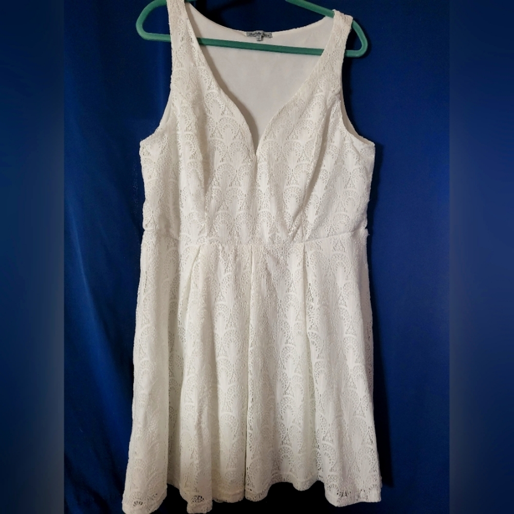 Charlotte Russ Dress